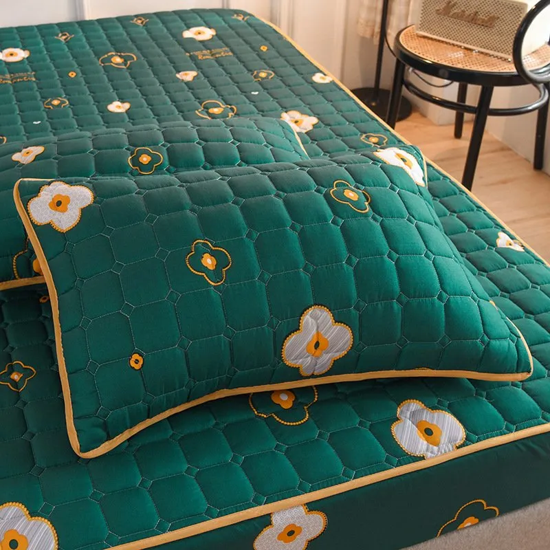 Garduru - Atmungsaktiver seidiger Matratzenbezug