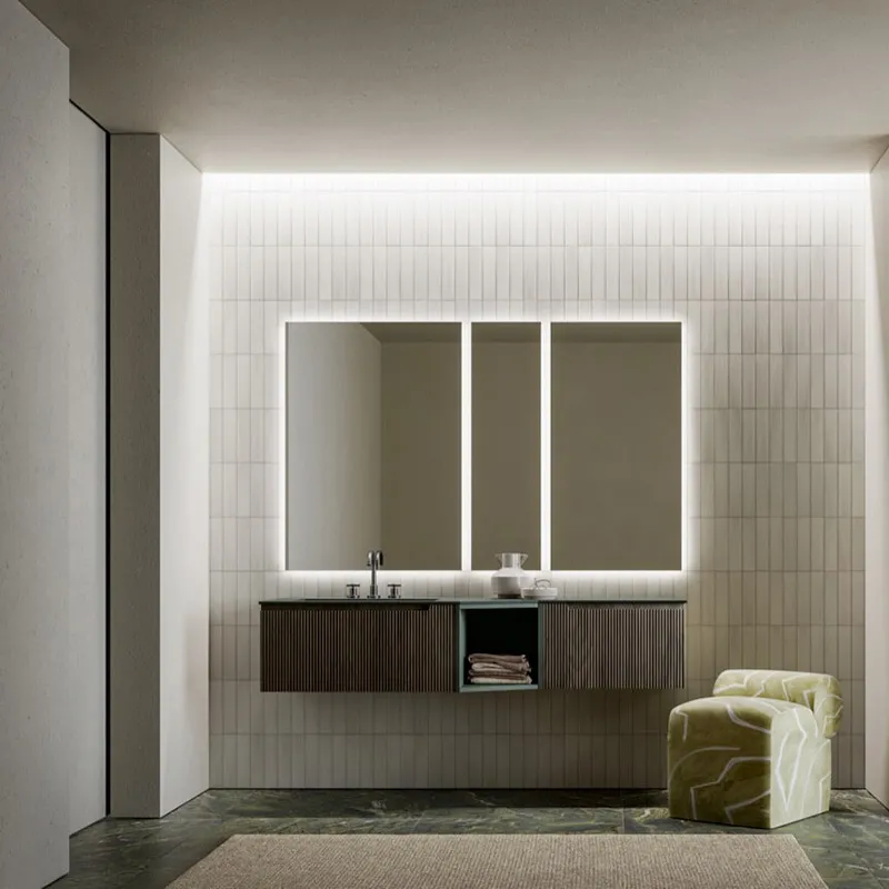 Badmöbel mit zwei Tiefen