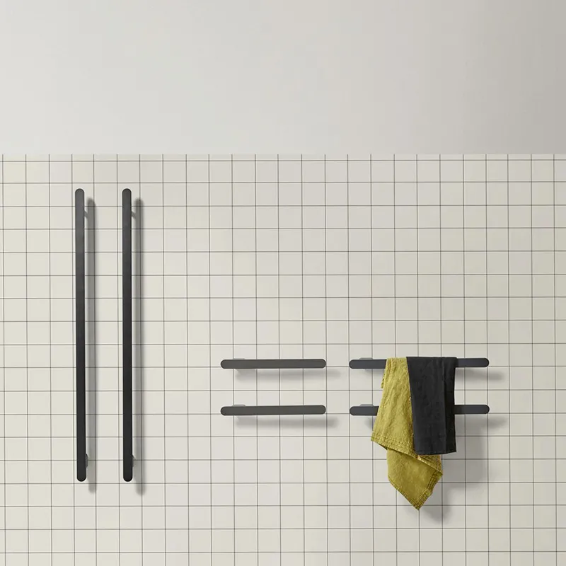 Horizontaler oder vertikaler elektrischer Handtuchwärmer Rigo antoniolupi