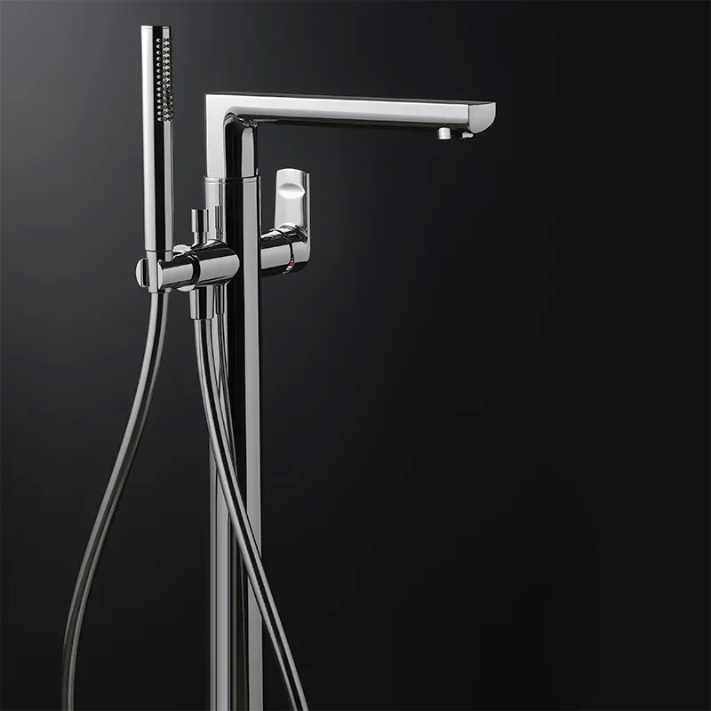 Freistehende Wannenbatterie Haka Newform