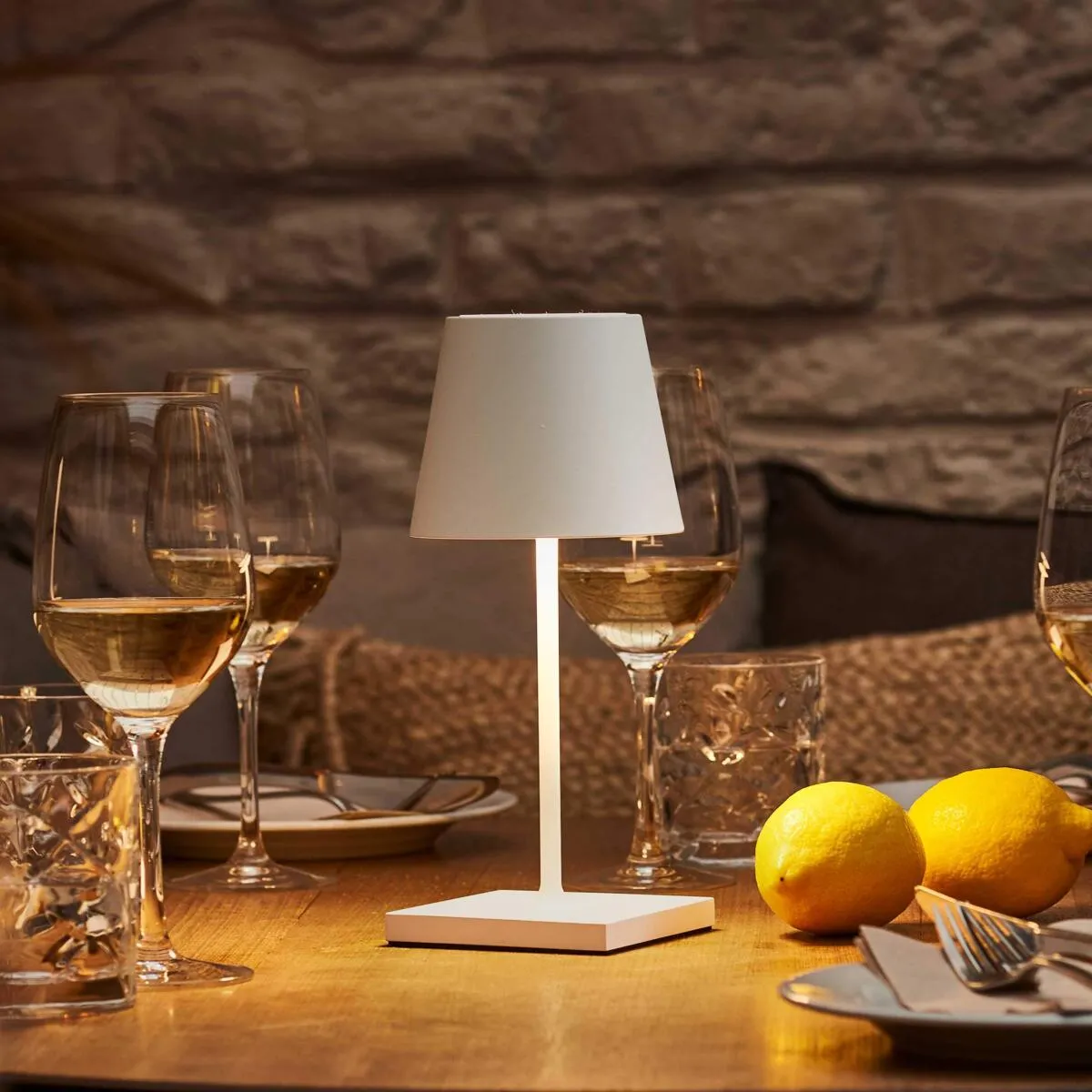 Nuindie Akku Tischleuchte Mini Flex Mood 2200-2700K IP54